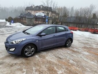 Hyundai i30 1.6 nafta