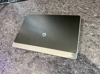 Notebook HP i3-2330M / 8 GB RAM / 250 GB SSD / LINUX MX