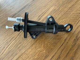 Nový hlavný spojkový valec VW Passat B8