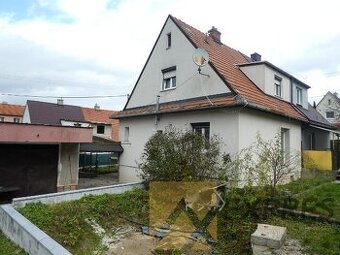 RK EXPRES - predaj rodinný dom v Handlovej, ul. Dimitrovova.