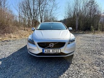 Volvo V40 2.0 D3 110kw Momentum 2016 Facelift Automat -