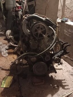 Motor na náhradné diely Citroën/Peugeot/Polonez