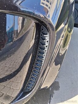 Zadny naraznik krytka