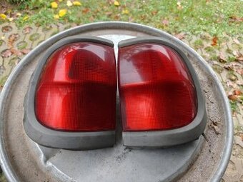 Zadné svetlá nissan terrano