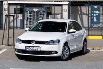 Volkswagen Jetta 1.6 TDi / 77 kW / 2013