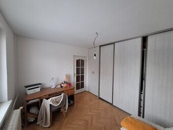 3 izb. Martin – Sever, Severná, rekonštrukcia, balkón, výťah