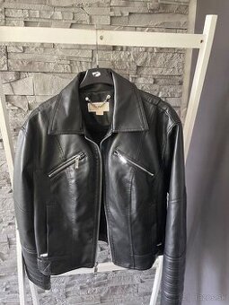 Michael Kors v.L