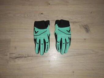 Predam ako nove damske moto rukavice znacky VANUCCI