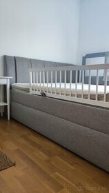 Čalúnená posteľ Fines 180x200 s úložným priestorom a matrac