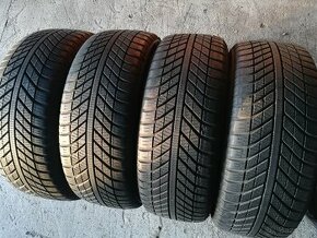 225/65 r17 celoročné pneumatiky Michelin na SUV