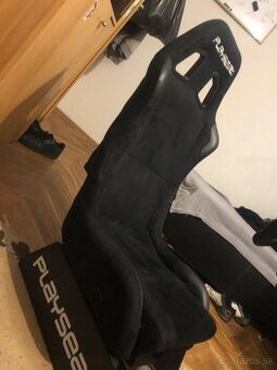 Playseat Evolution Alcantara