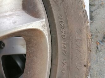 215/50 r17
