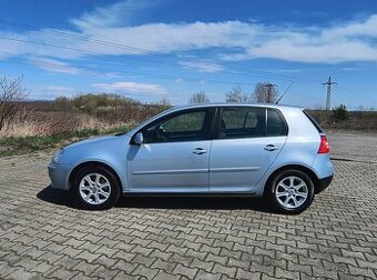Vw golf 5 1.4 benzín 59kw