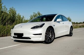 Tesla Model 3 239kw SR+ Premium connectivity, odpočet DPH