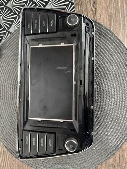 Radio octavia 3 - 1