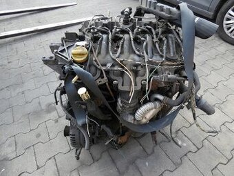 Kompletný motor Renault master 2 2.5 DCI 88kw
