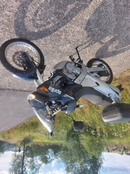 Aprilia Pegaso 650