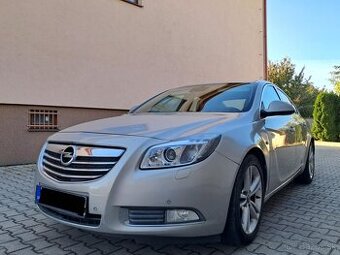Opel Insignia SPORT ST r.v 2011 2.0TDCI 118KW