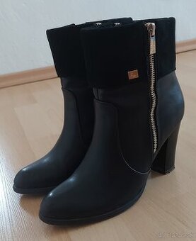 Predám dámske kožené topánky