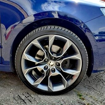 Škoda EXTREME - originálne elektróny