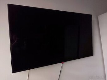 LG Smart TV 60"