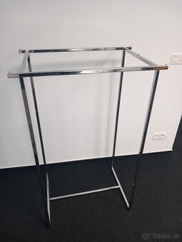 Obdĺžnikový stojan dvojradový na vešiaky – položka 51-55