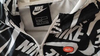 Bundička NIKE - 1