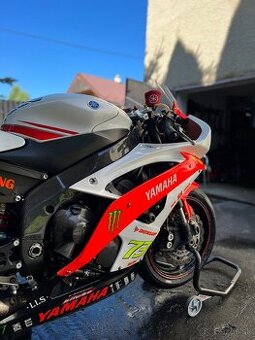 Yamaha r6 okruh - 1