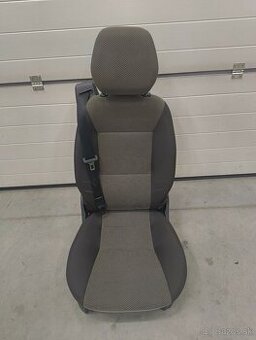 Predám zadnú skladaciu sedačku na Fiat Ducato