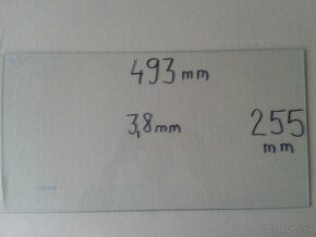 Predám sklenené police do chladničiek