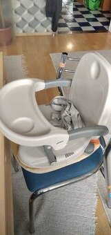 Detská stolicka na krmenie