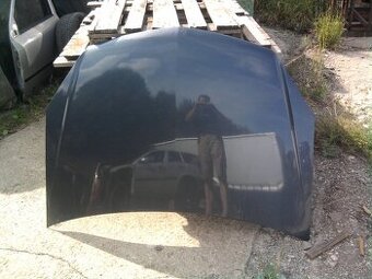 Predam prednu kapotu na Opel astra H