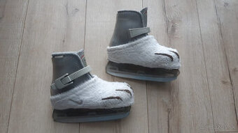 predám detské korčule - nastavitelná velkosť 27 - 31