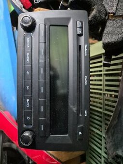 Rádio swing octavia 2 atd