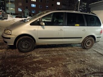 Seat Alhambra 7 miestne