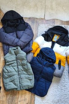 Balík oblečenia + tričká grátis