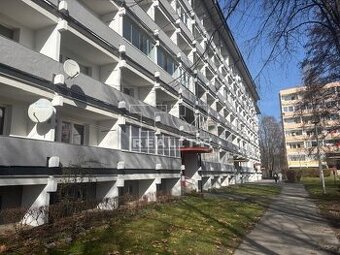 Pripravujeme na predaj 3-izbový byt Vlčince 1 o výmere...