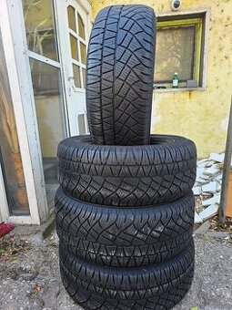 Ponúkam 4 Celoročné pneumatiky Michelin Latitude 265/60 R18