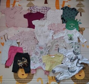 Balík oblečenia pre dievča, veľkosť 56