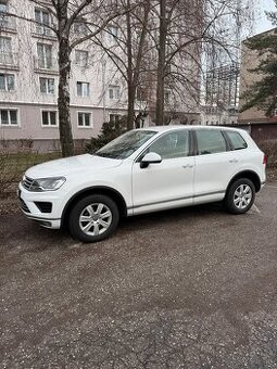 VW Touareg 2017 3.0 tdi, na pruzinach, 219tis km