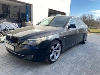 Mriezka predného naraznika LCI bmw e60/61