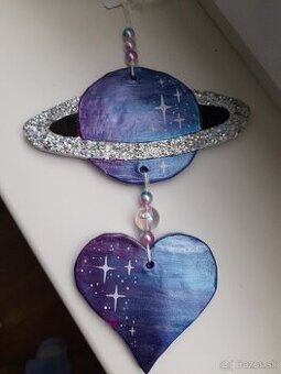 Vesmir, srdce zavesna dekoracia