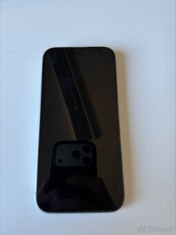 iPhone 15 blue