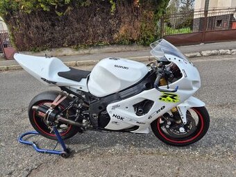 Suzuki GSX-R 1000  K4, Okruhovka