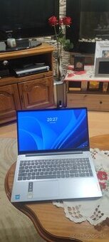 IdeaPad Slim 3 15IAN8