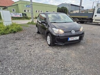 Volkswagen Up Hatchback 44kw Manuál 2012