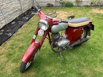 CZ 125 Deluxe