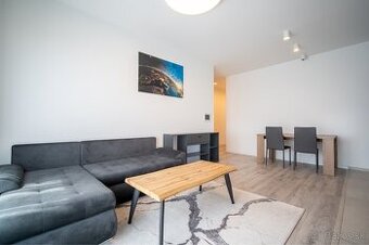 2 izbový byt prenájom 60m2, Hradný vrch, Staré Mesto, BA