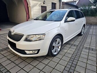 Škoda Octavia Combi 2.0 TDI DSG F1 Elegance Navi Koža R17