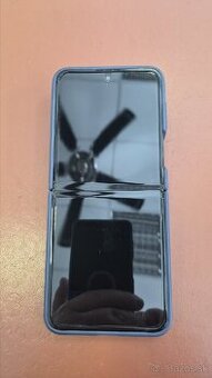 Predám Samsung Galaxy Z FLIP 4